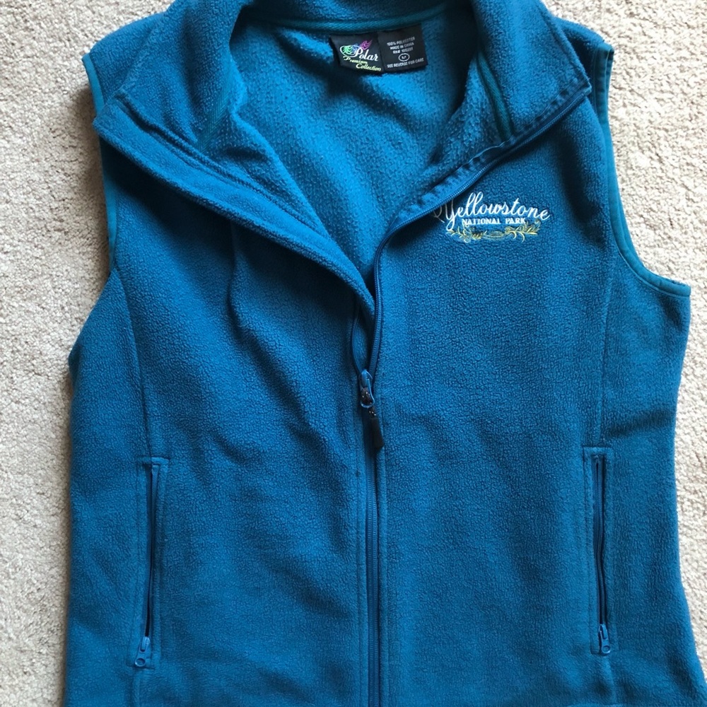 Women’s Blue fleece vest- Yellowstone national park. Size medium
